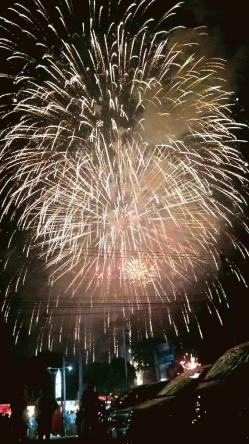 fireworks2.jpegのサムネイル画像のサムネイル画像