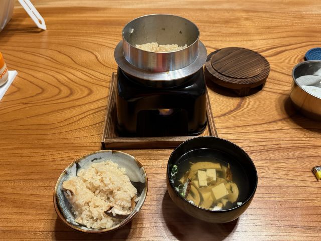 現在の画像に代替テキストがありません。ファイル名: 松茸２-scaled.jpg